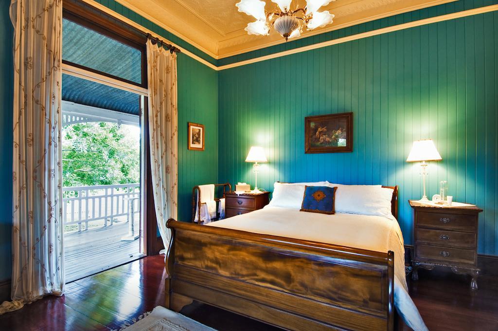 Wiss House Bed & Breakfast Kalbar Номер фото