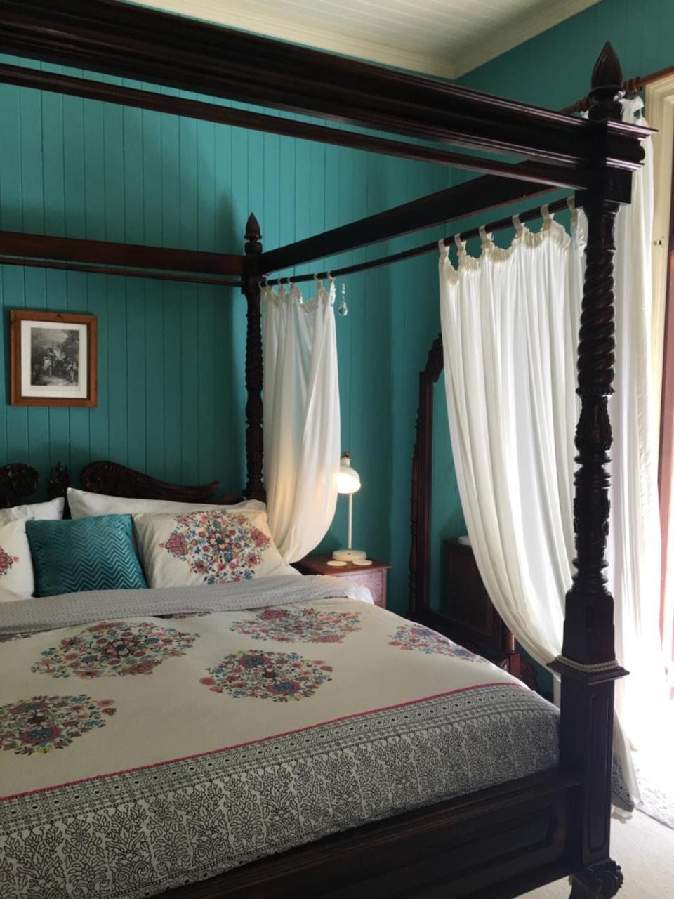 Wiss House Bed & Breakfast Kalbar Екстер'єр фото
